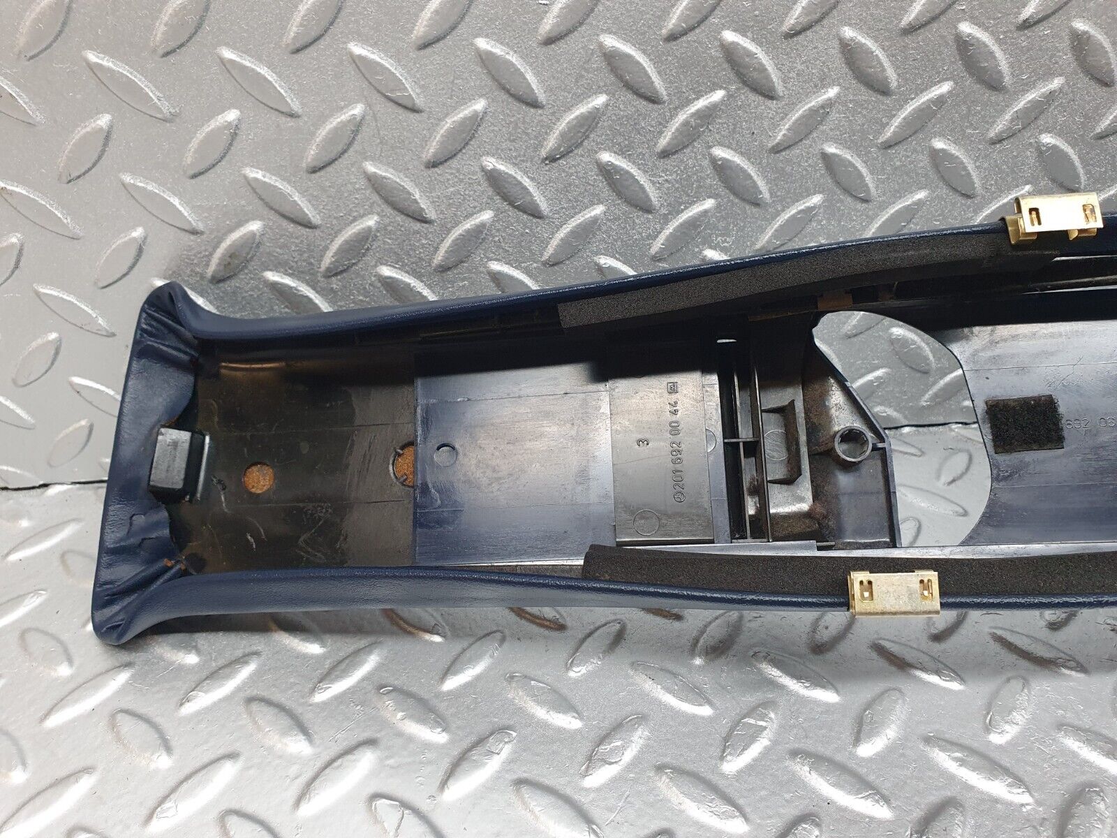 42653 Mercedes-Benz W201 190 2.0L B Pillar Cover Right Blue 2016921889 2016920044