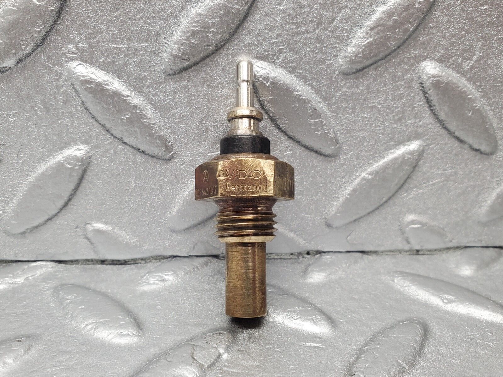 46582 Mercedes-Benz C123 280CE Coupe Coolant Temperature Sensor VDO 0055421017