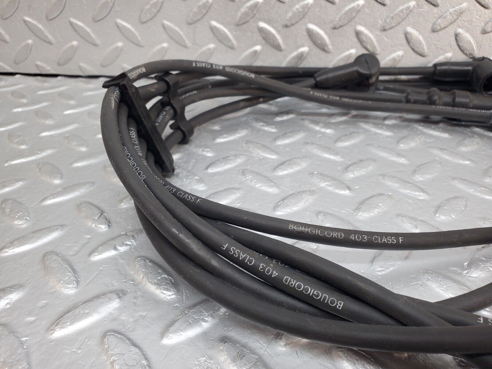 45376 Mercedes-Benz 280E M110.983 Ignition Coil Lead Set
