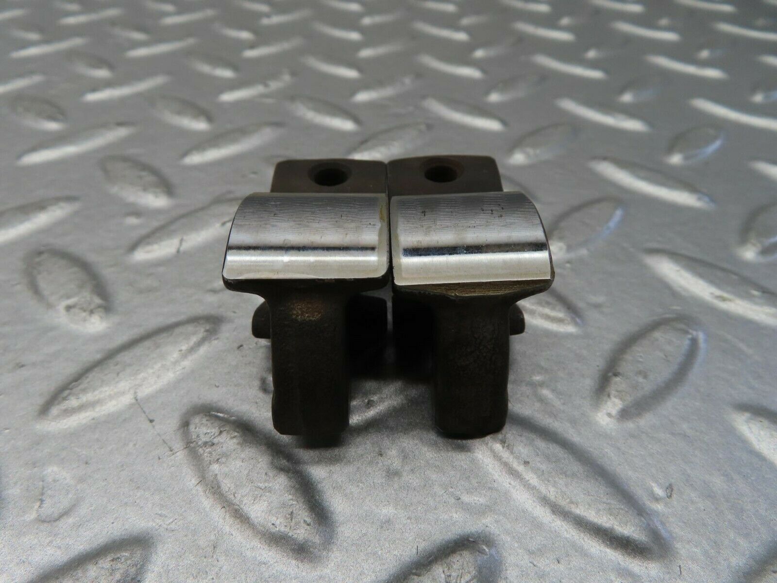 15693 Mercedes-Benz R107 450SL Valve Rocker Arm With Valve Tappet Pair