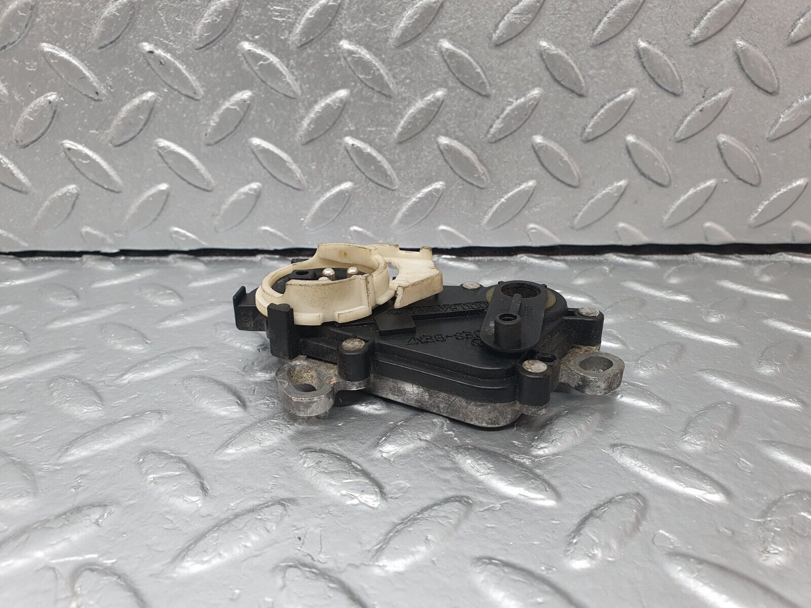 42634 Mercedes-Benz R129 320SL Coupe Reverse Light Switch 0005454906