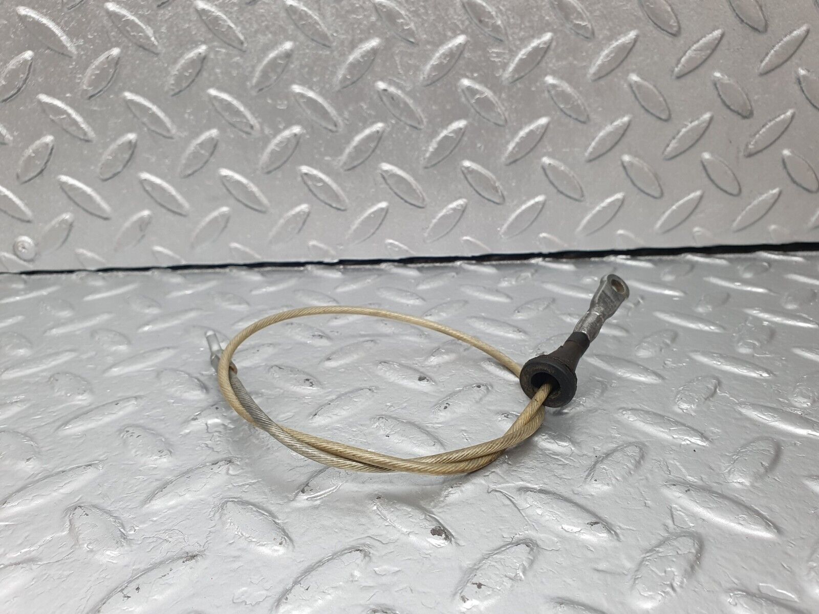 42884 Mercedes-Benz W201 190 2.0L Handbrake Cable