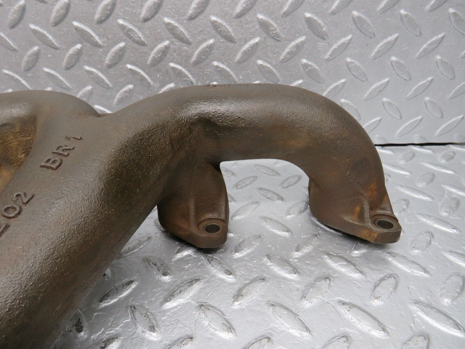 39276 Mercedes-Benz R107 500SL Exhaust Manifold Right Side 1171421202