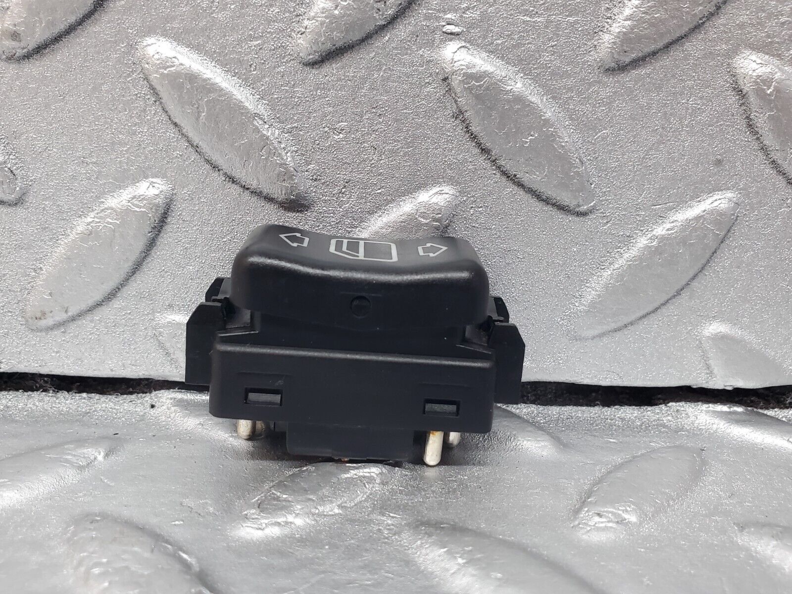 45667 Mercedes-Benz W126 420SE Electric Window Switch Left 1248204610