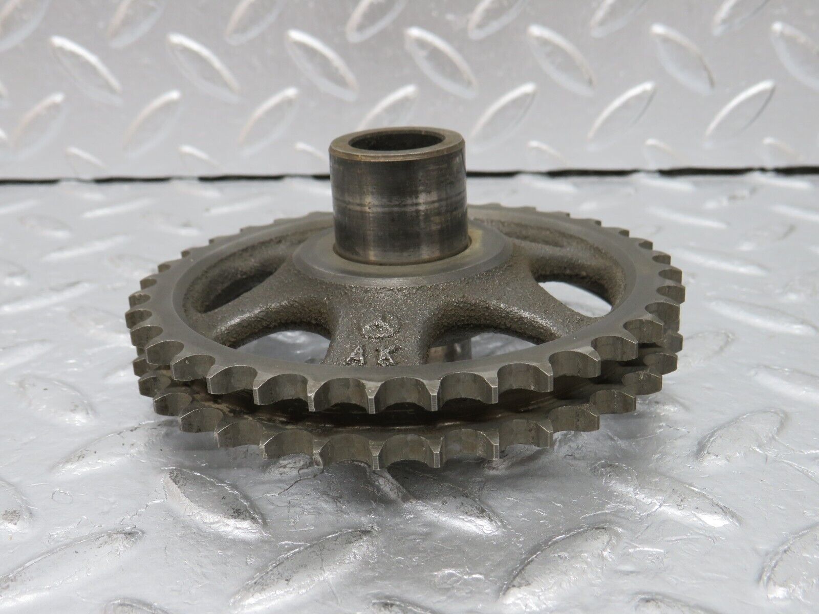 32765 Mercedes-Benz C107 R107 350 V8 Timing Gear Sprocket 1160770312