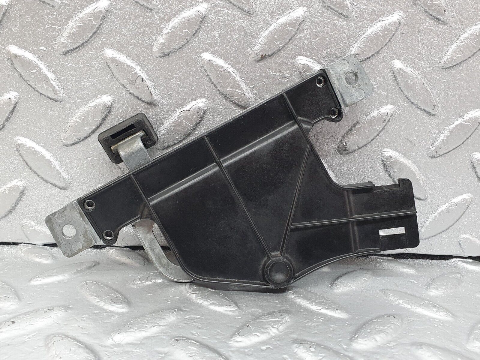 43780 Mercedes-Benz C126 380SEC Coupe Rear Heater Regulator 1268300385