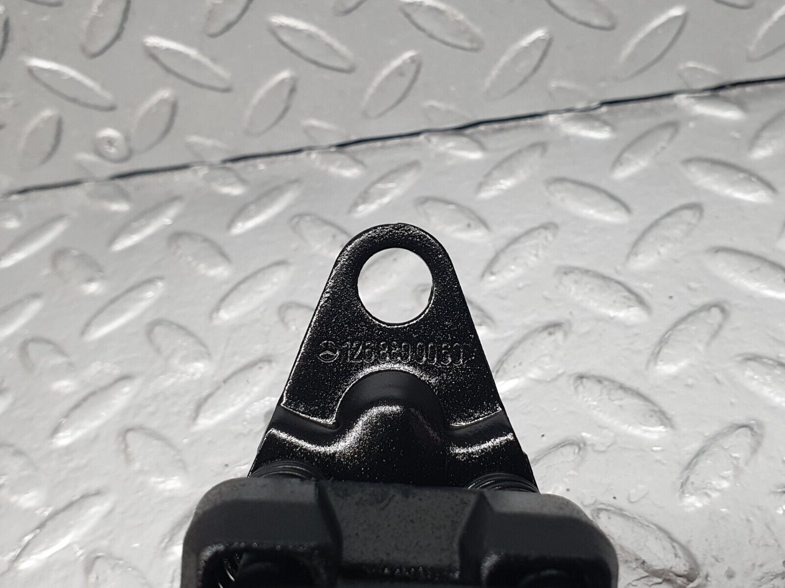 43565 Mercedes-Benz C126 380SEC Coupe Bonnet Lock Catch Pair 1268800060