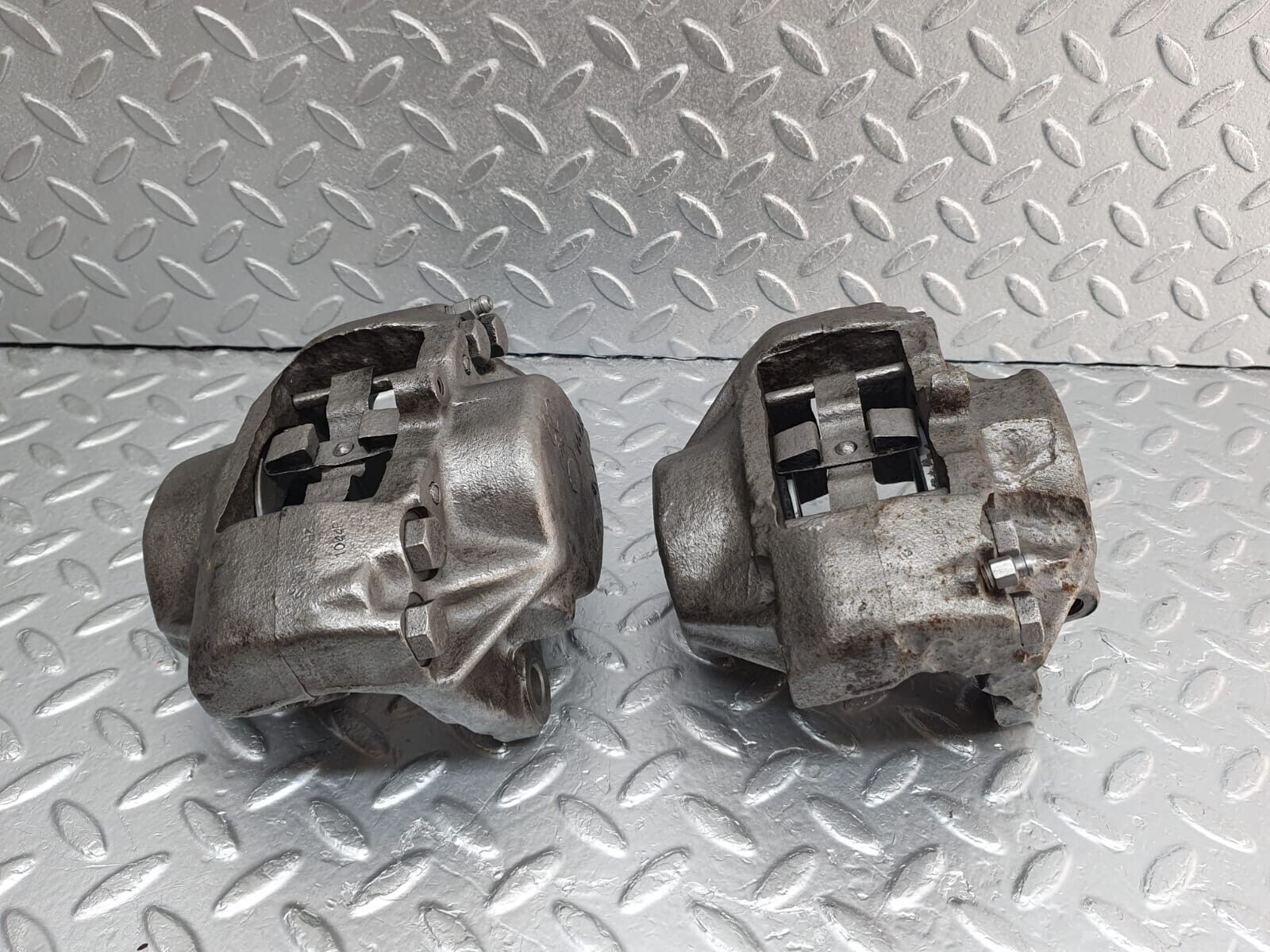 43624 Mercedes-Benz C123 230CE Coupe Front Brake Caliper Pair ATE 60