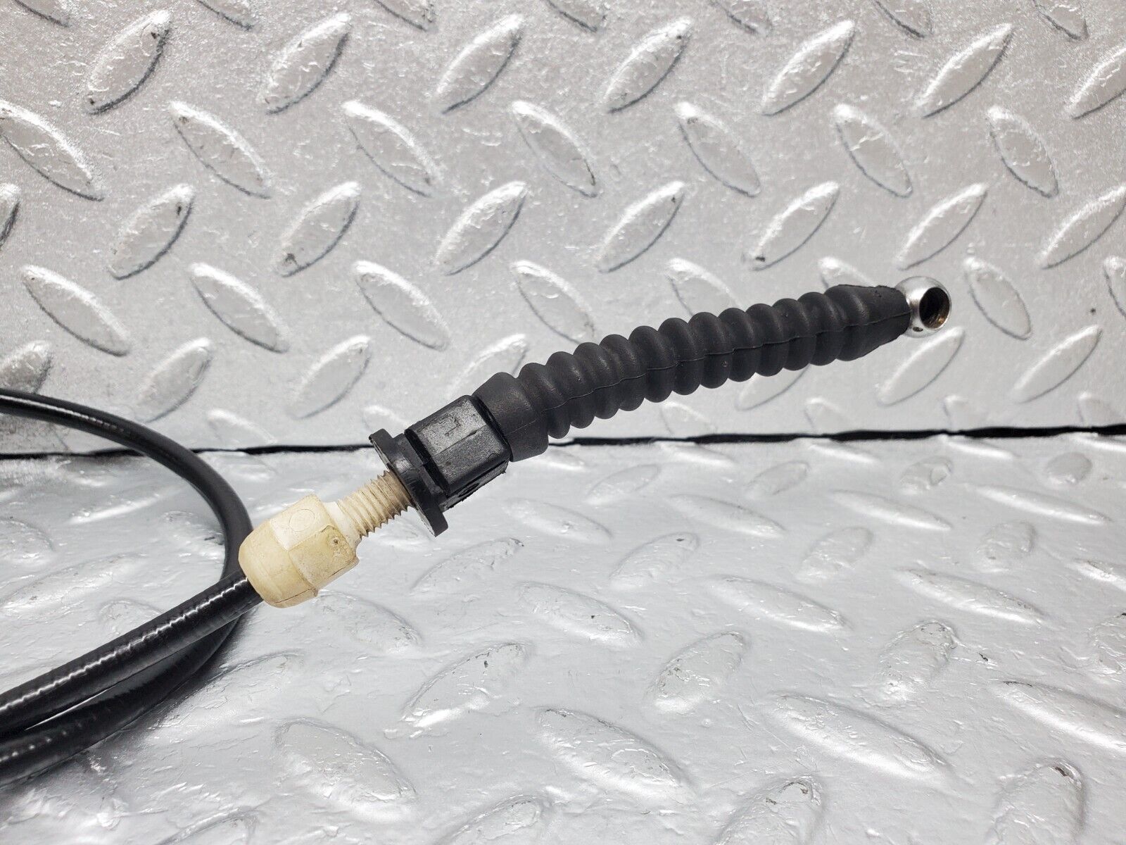 45497 Mercedes-Benz W124 260E Automatic Gearbox Cable 722.409