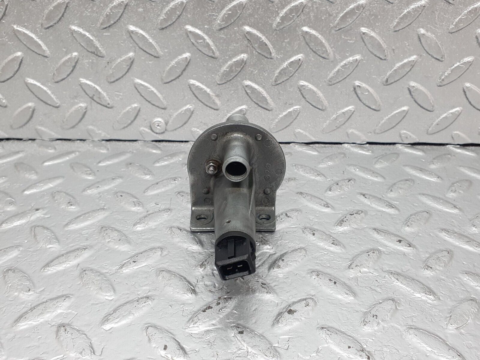 44029 Mercedes-Benz C123 230CE Coupe Auxiliary Air Valve Bosch 0280140127