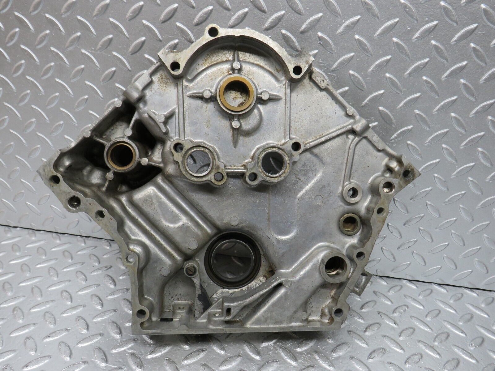 33079 Mercedes-Benz C107 R107 350 V8 Timing Chain Cover 1160150801