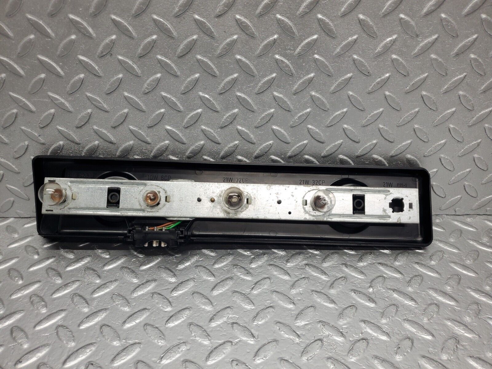 46438 Mercedes-Benz C123 280CE Coupe Tail Light Bulb Holder Left Side 22064L