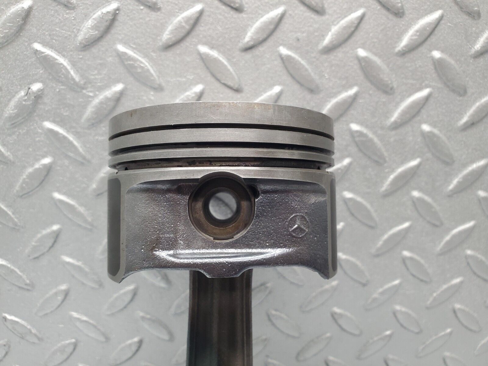 46229 Mercedes-Benz W124 280E Piston With Connecting Rod 1/94 B 74