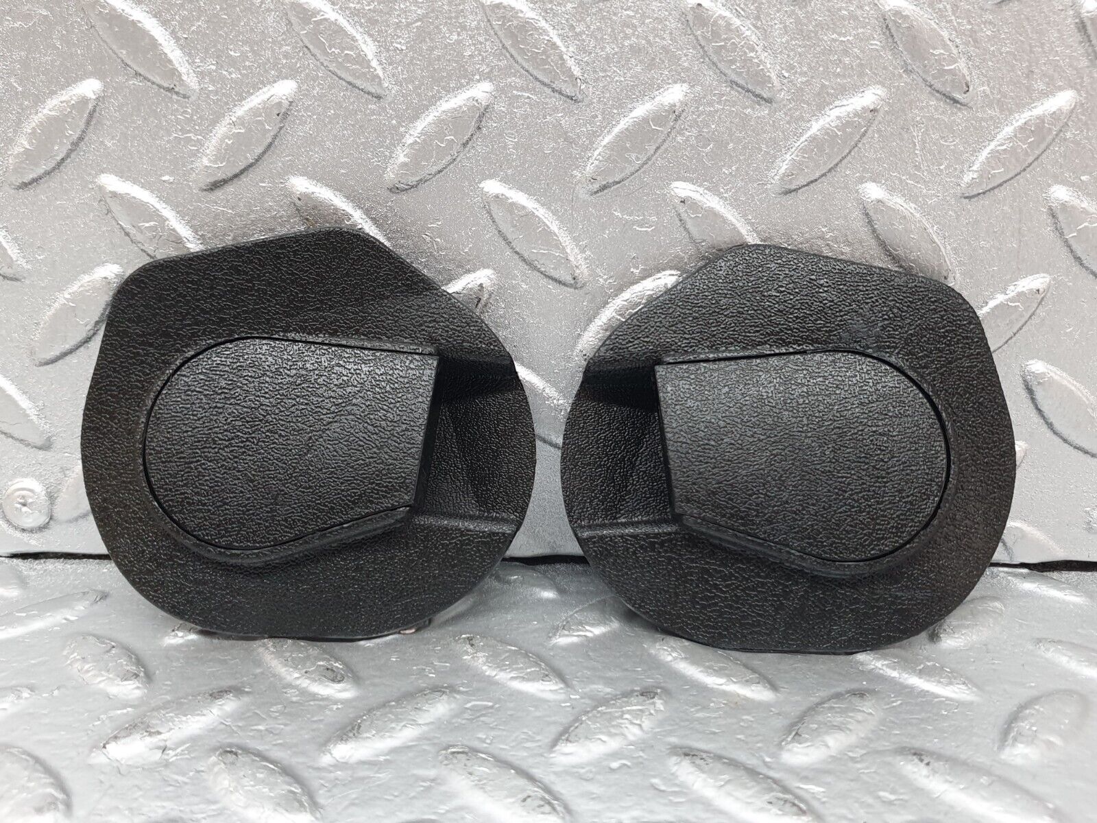 44160 Mercedes-Benz C123 230CE Coupe Seat Belt Runner Cover Trim Pair Black 1239192520 1239192620 1239193020 1239192920