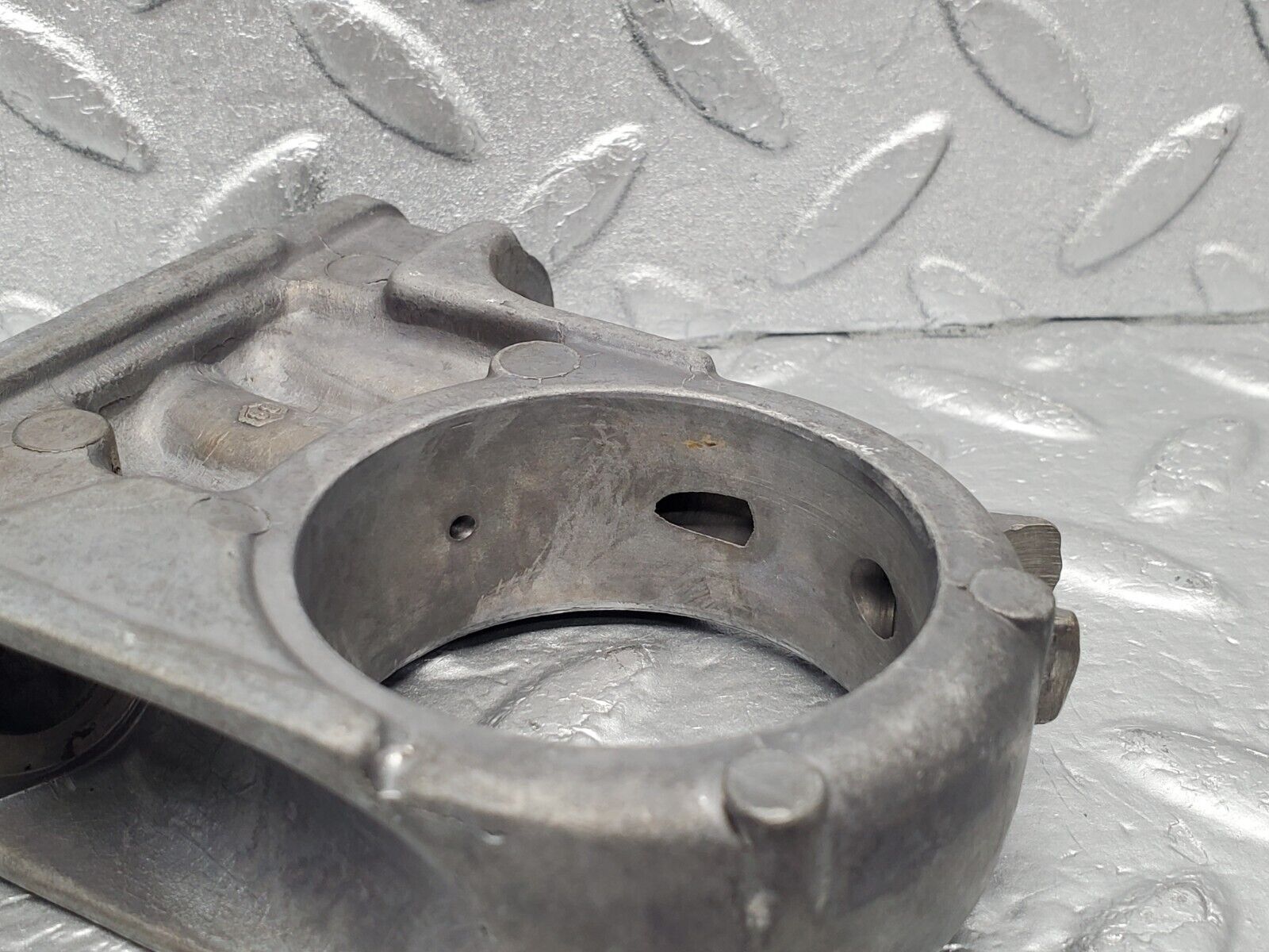 46265 Mercedes-Benz W126 420SE Camshaft Tower Bearing 1160515118