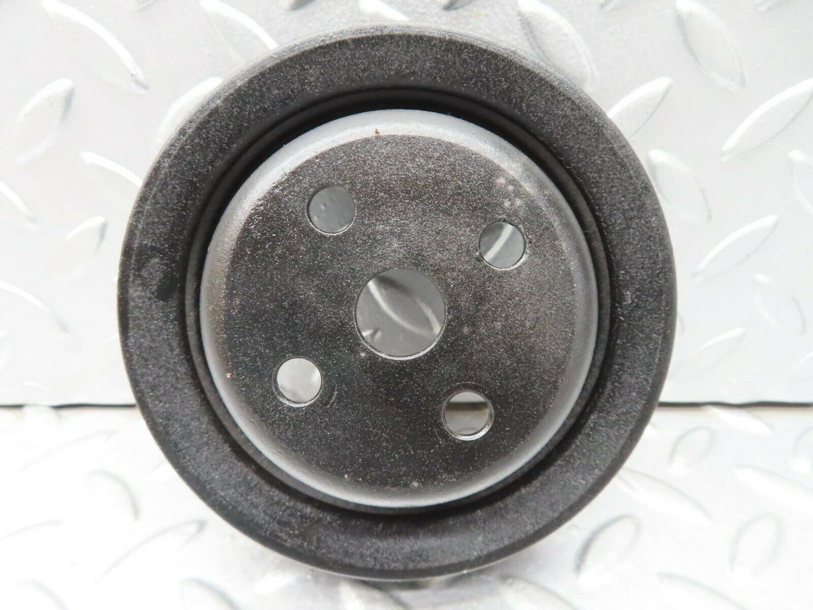 15701 Mercedes-Benz R107 450SL Water Pump Pulley
