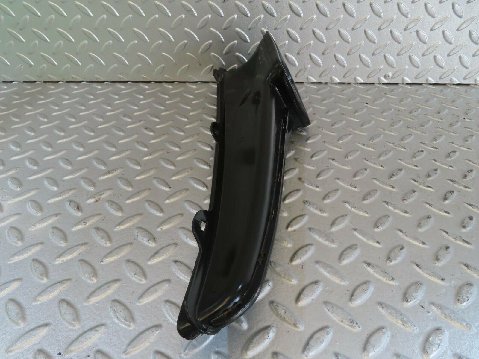 15549 Mercedes-Benz R107 450SL Dashboard Air Vent Left Side
