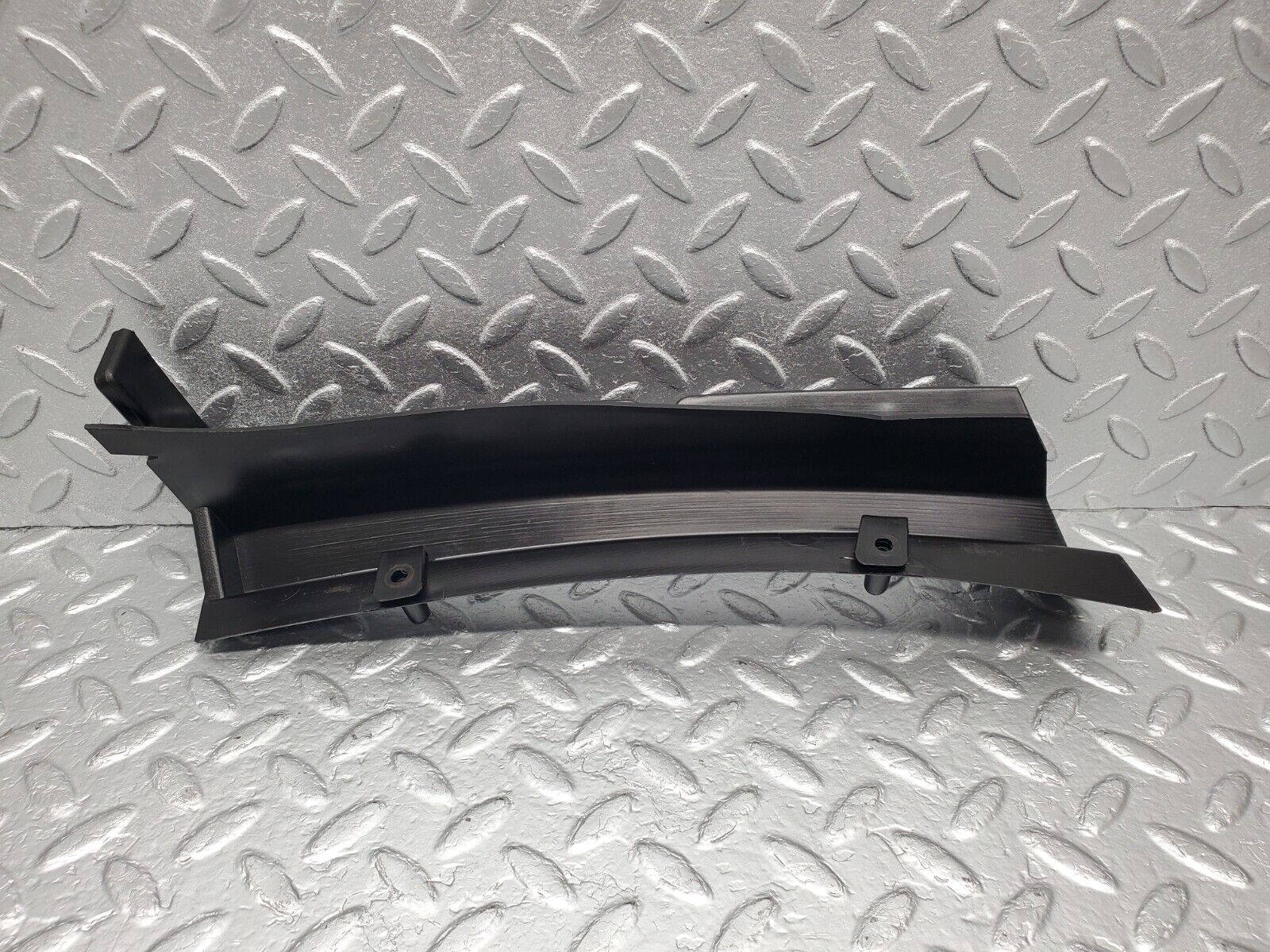 46891 Mercedes-Benz R129 320SL Coupe Windscreen Drain Channel Right Side 1298310636