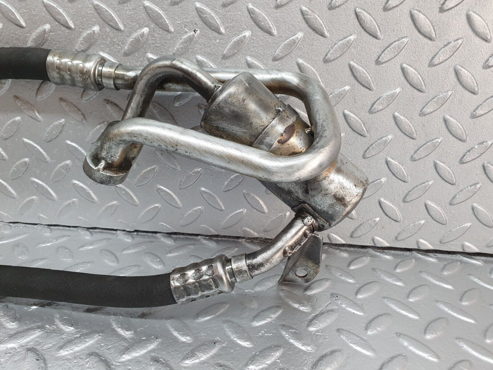 42593 Mercedes-Benz R129 320SL Coupe Air Conditioning Air Dryer 1042300156