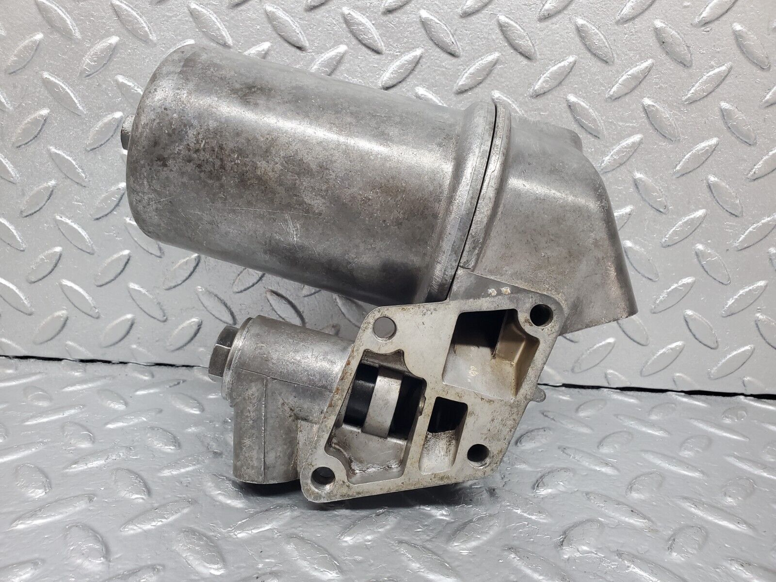 44482 Mercedes-Benz W123 280E Oil Filter Housing 1101802611