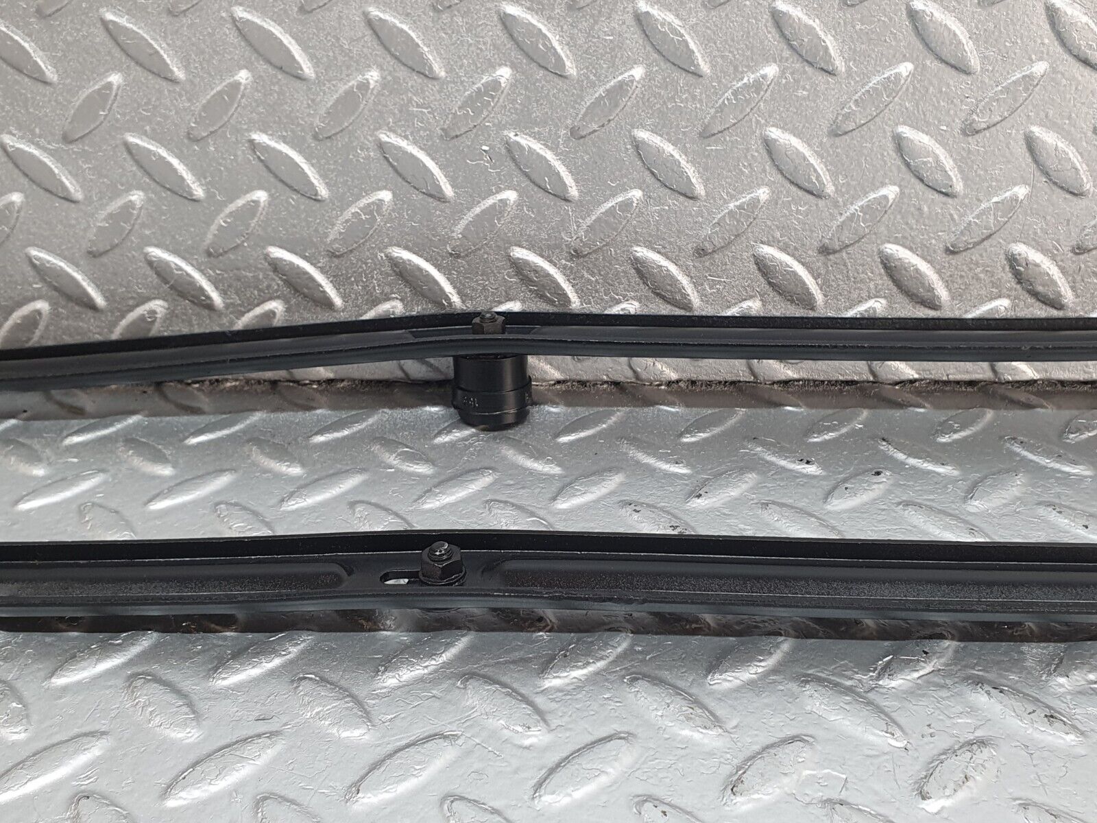 42622 Mercedes-Benz R129 320SL Coupe Front Suspension Anti Roll Bar 2X