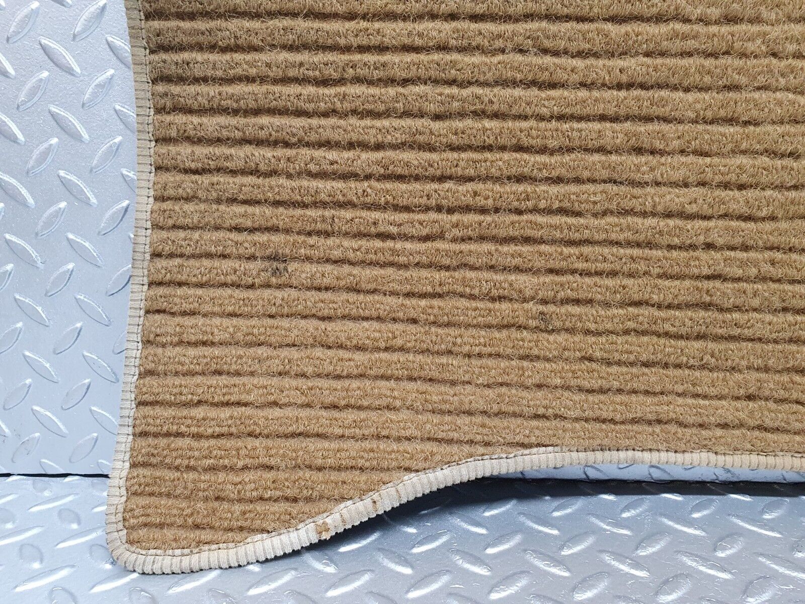 41700 Mercedes-Benz W124 200E Front Left Floor Carpet