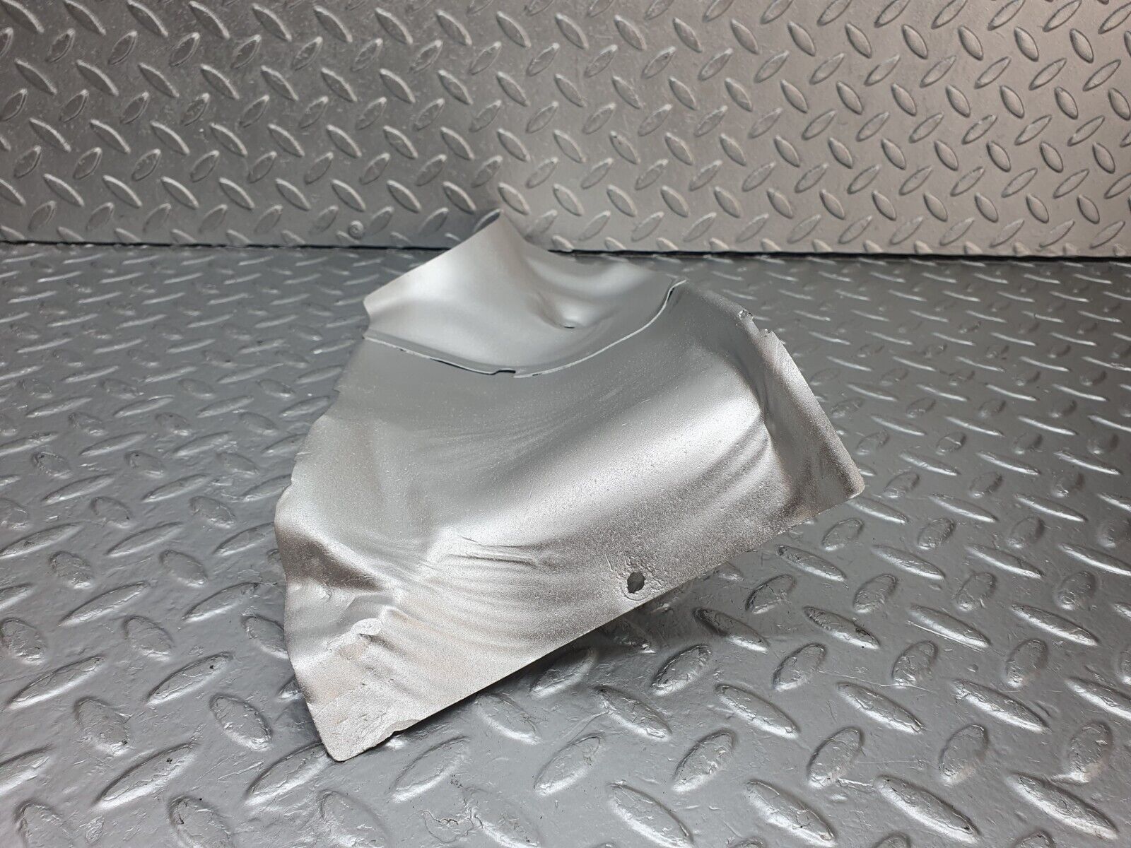 42688 Mercedes-Benz W201 190 2.0L Exhaust Heat Shield