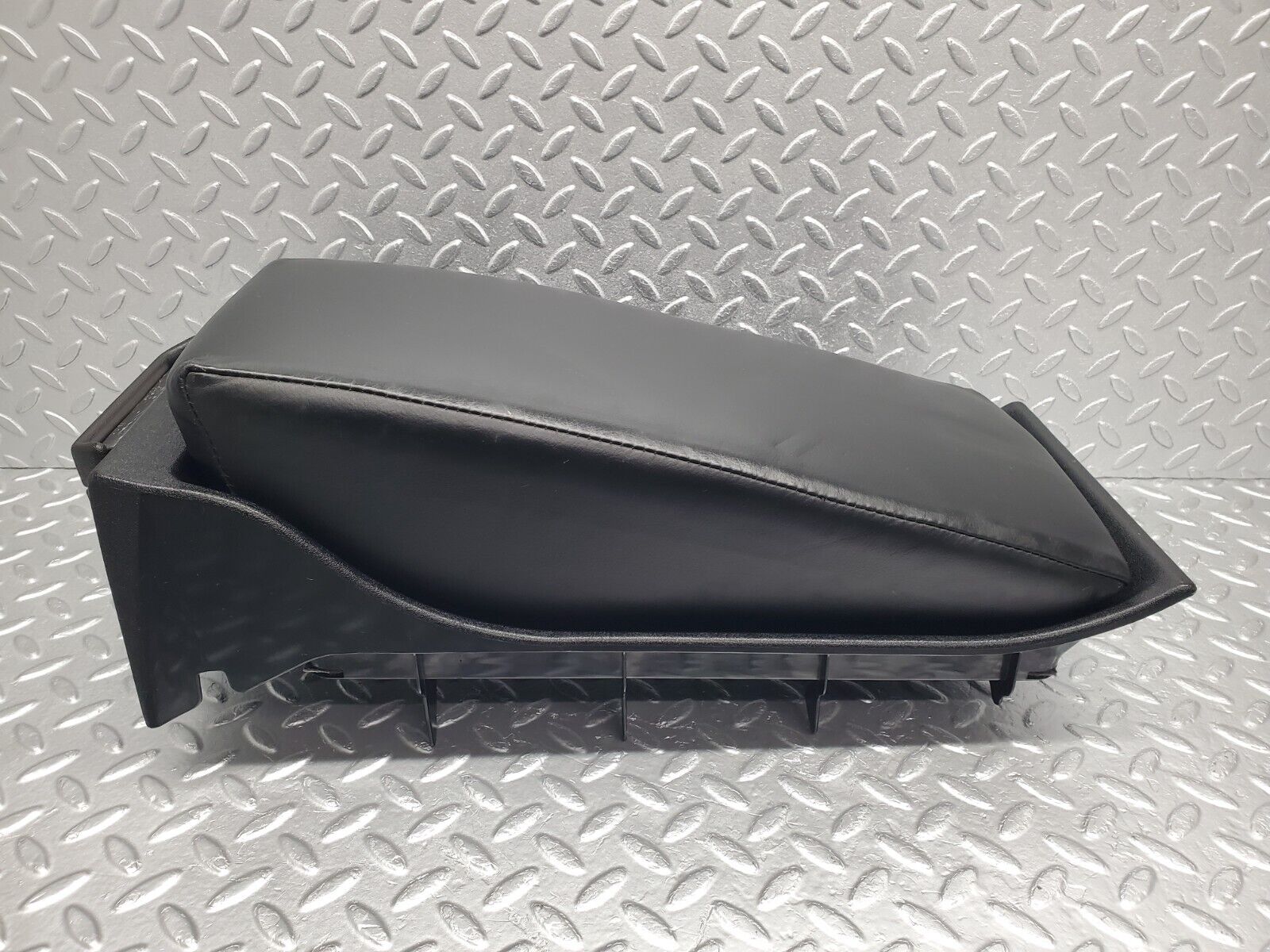 46615 Mercedes-Benz C123 280CE Coupe Rear Centre Armrest & Ashtray Black 1238430207