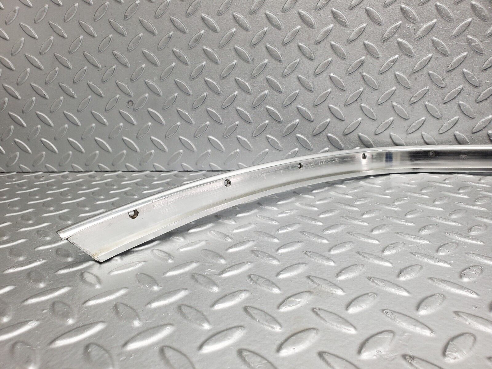 46503 Mercedes-Benz C123 280CE Coupe Chrome Roof Trim Cladding Right Side