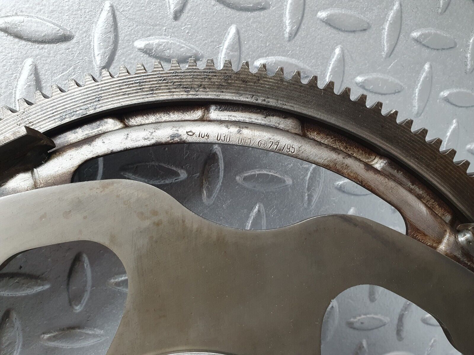 42566 Mercedes-Benz R129 320SL Coupe Flywheel Starter Ring & Bolts 1040300112