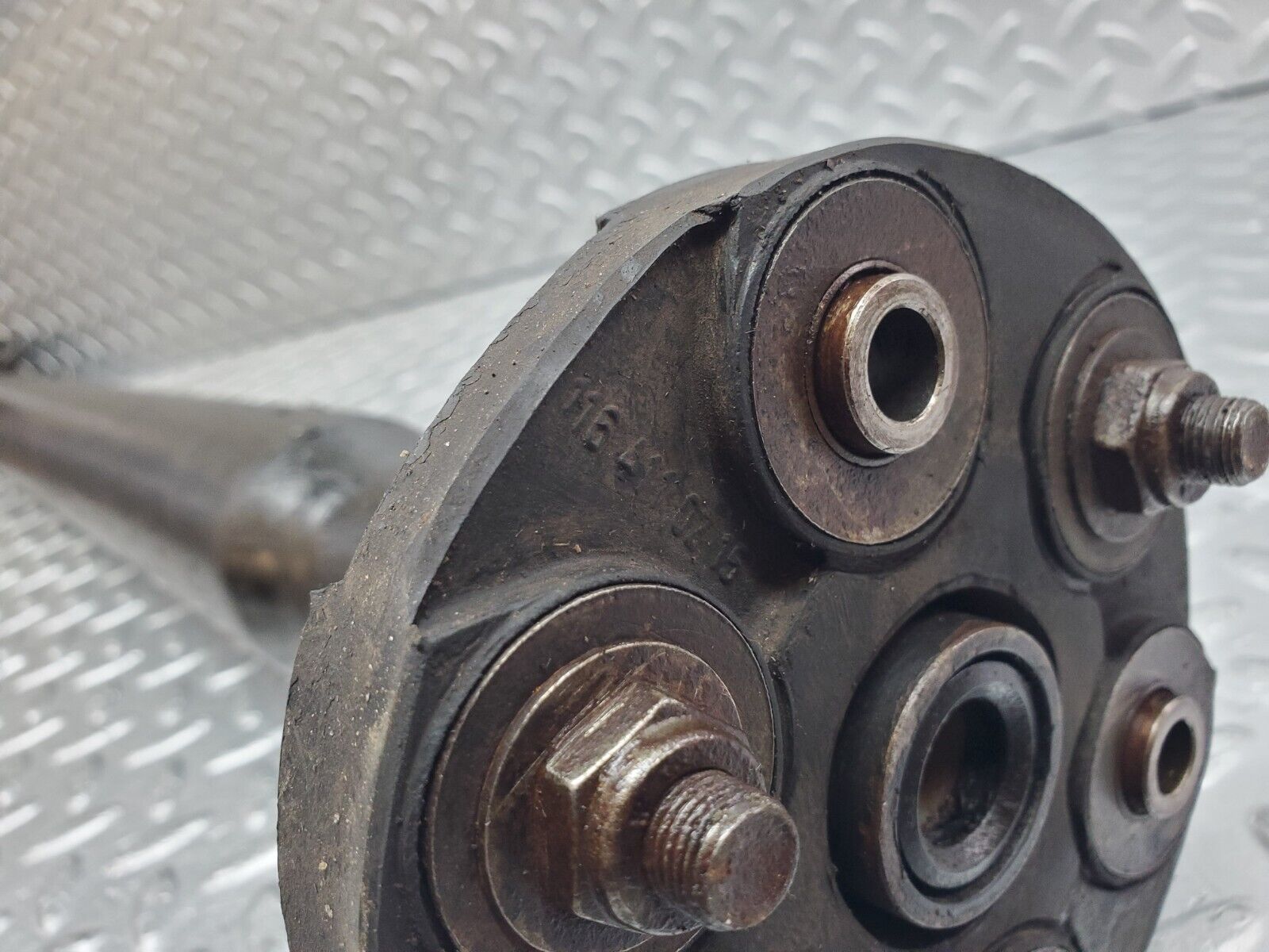 44548 Mercedes-Benz W123 280E Cardan Shaft Prop Shaft 1164110215