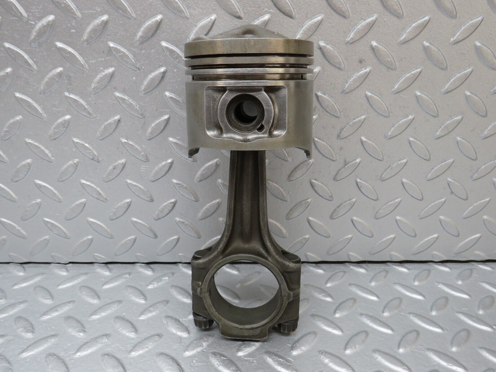 35583 Mercedes-Benz R107 280SL Piston With Connecting Rod 85.976 11005