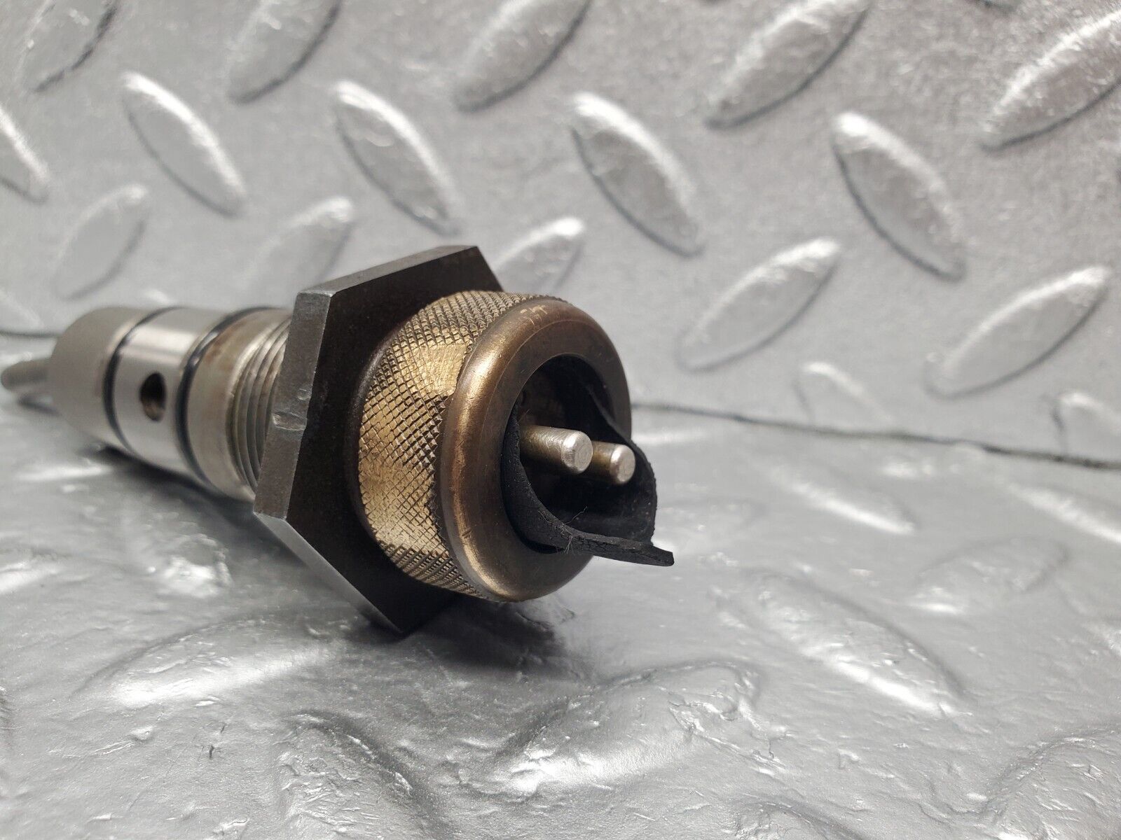 46302 Mercedes-Benz W124 280E Automatic Gearbox Overload Protection Switch