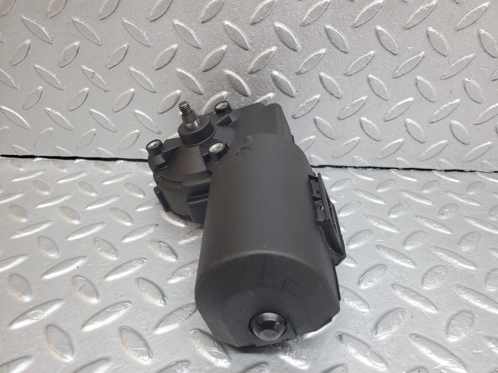 44780 Mercedes-Benz W124 220E Wiper Motor Bosch & Cover 0390241425 1390591046