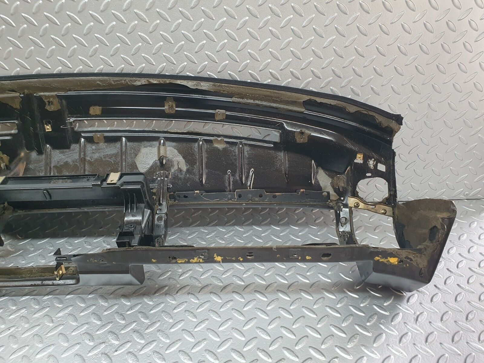 42426 Mercedes-Benz R129 320SL Coupe Dashboard Black