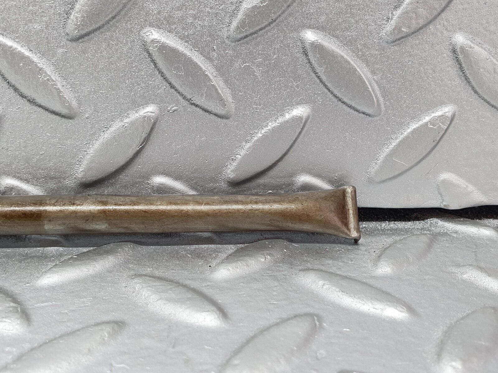 44040 Mercedes-Benz C123 230CE Coupe Camshaft Oil Tube