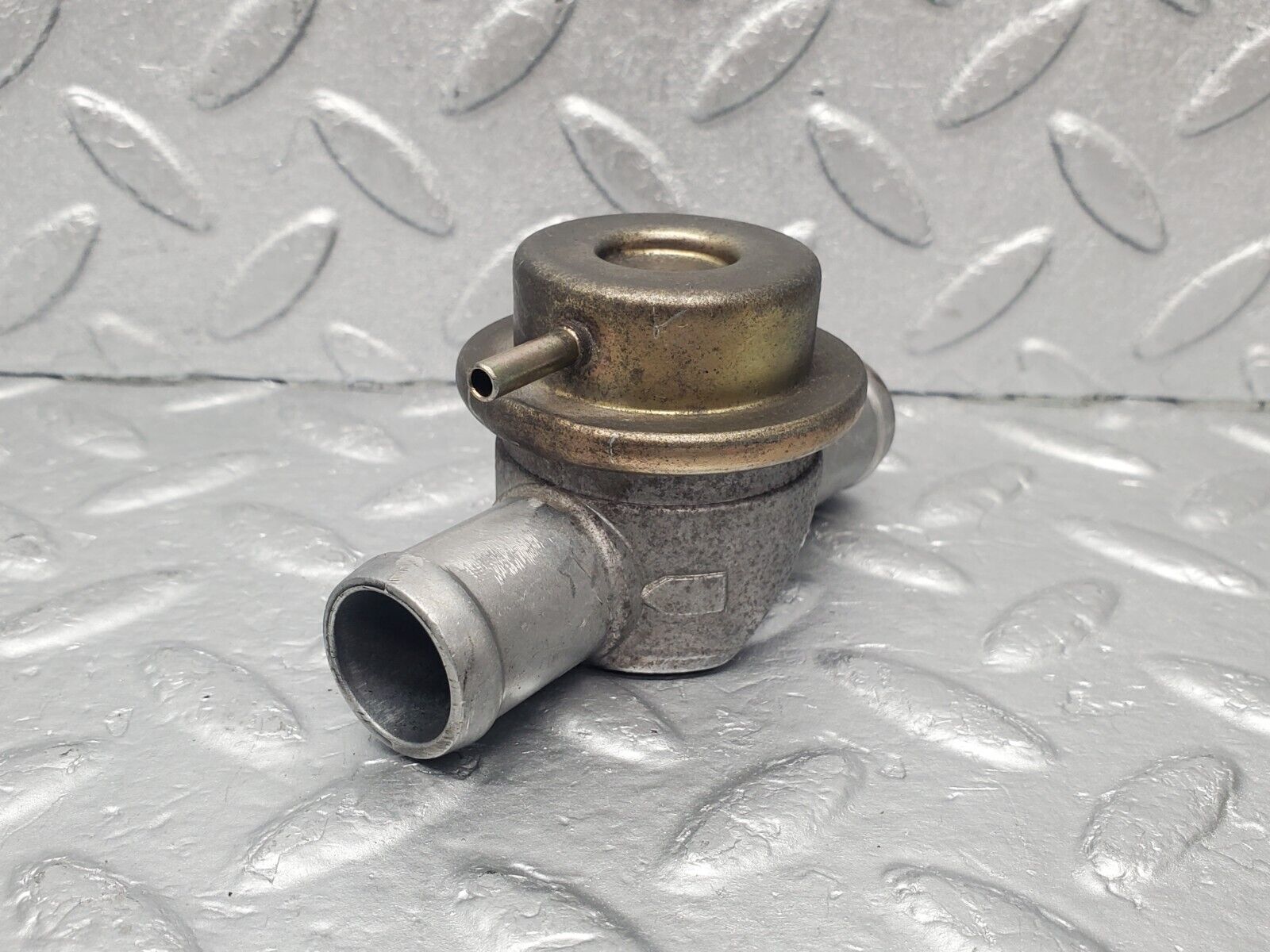 46205 Mercedes-Benz W124 280E Air Control Valve 0001407760