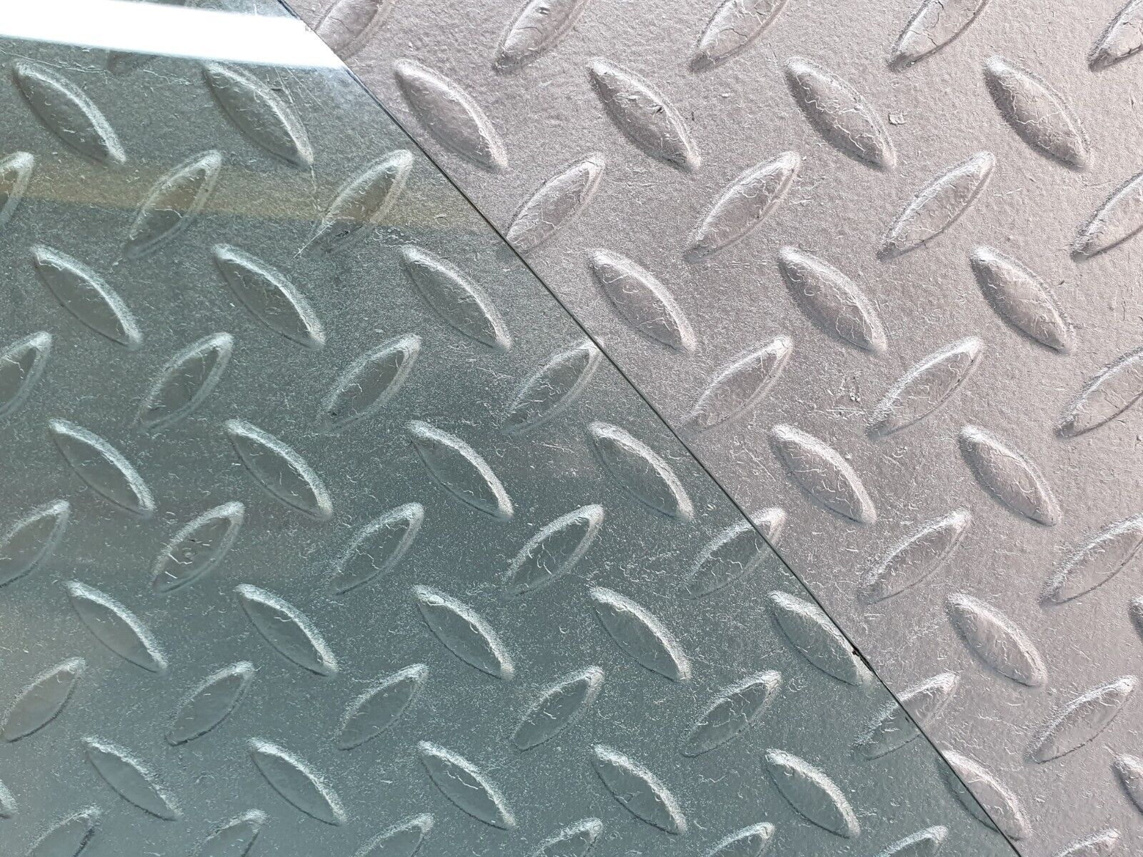 43060 Mercedes-Benz R107 Hardtop Quarter Window Glass Right Side