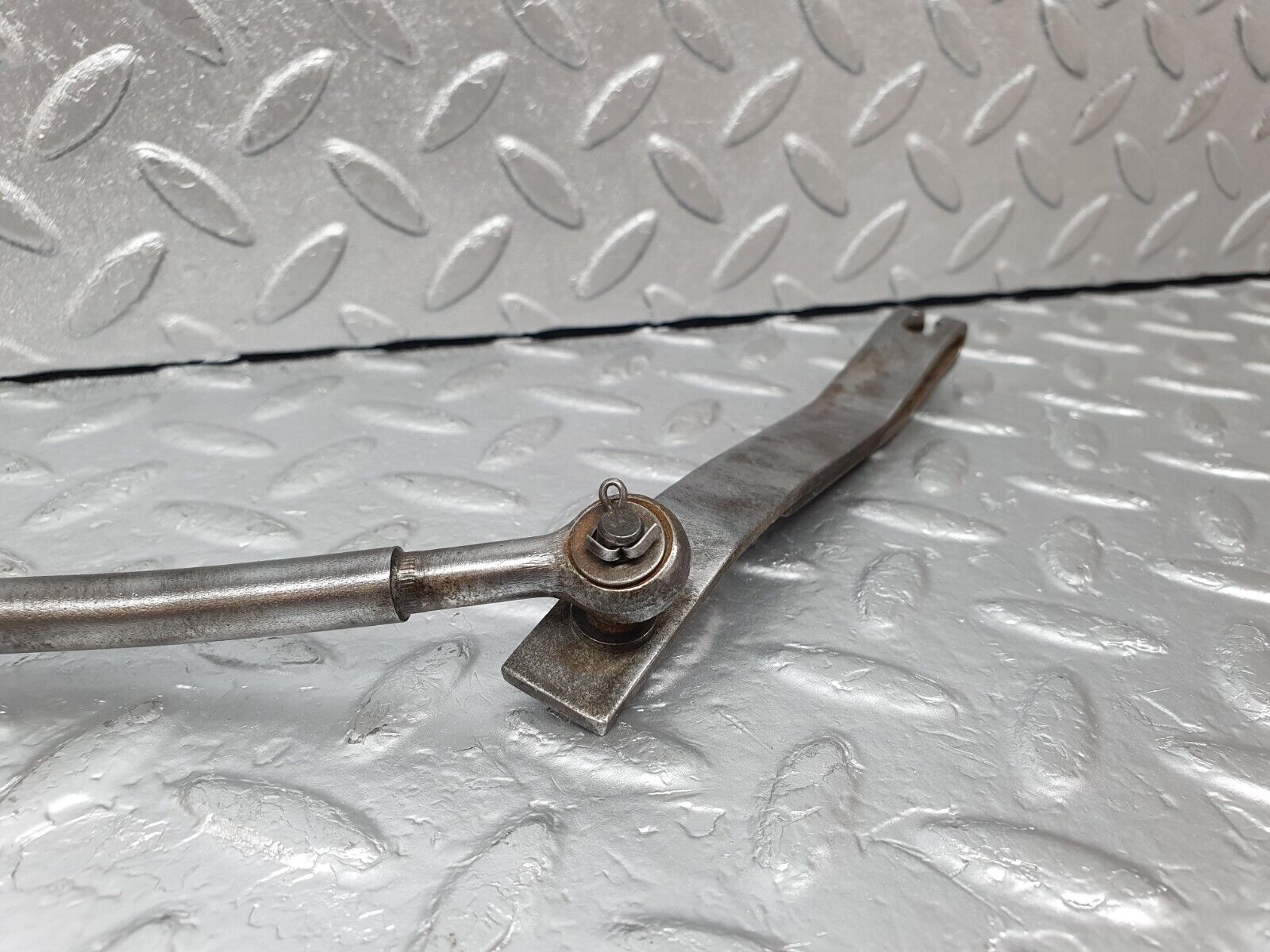 44238 Mercedes-Benz C107 350SLC Coupe Automatic Gearbox Linkage 722.001