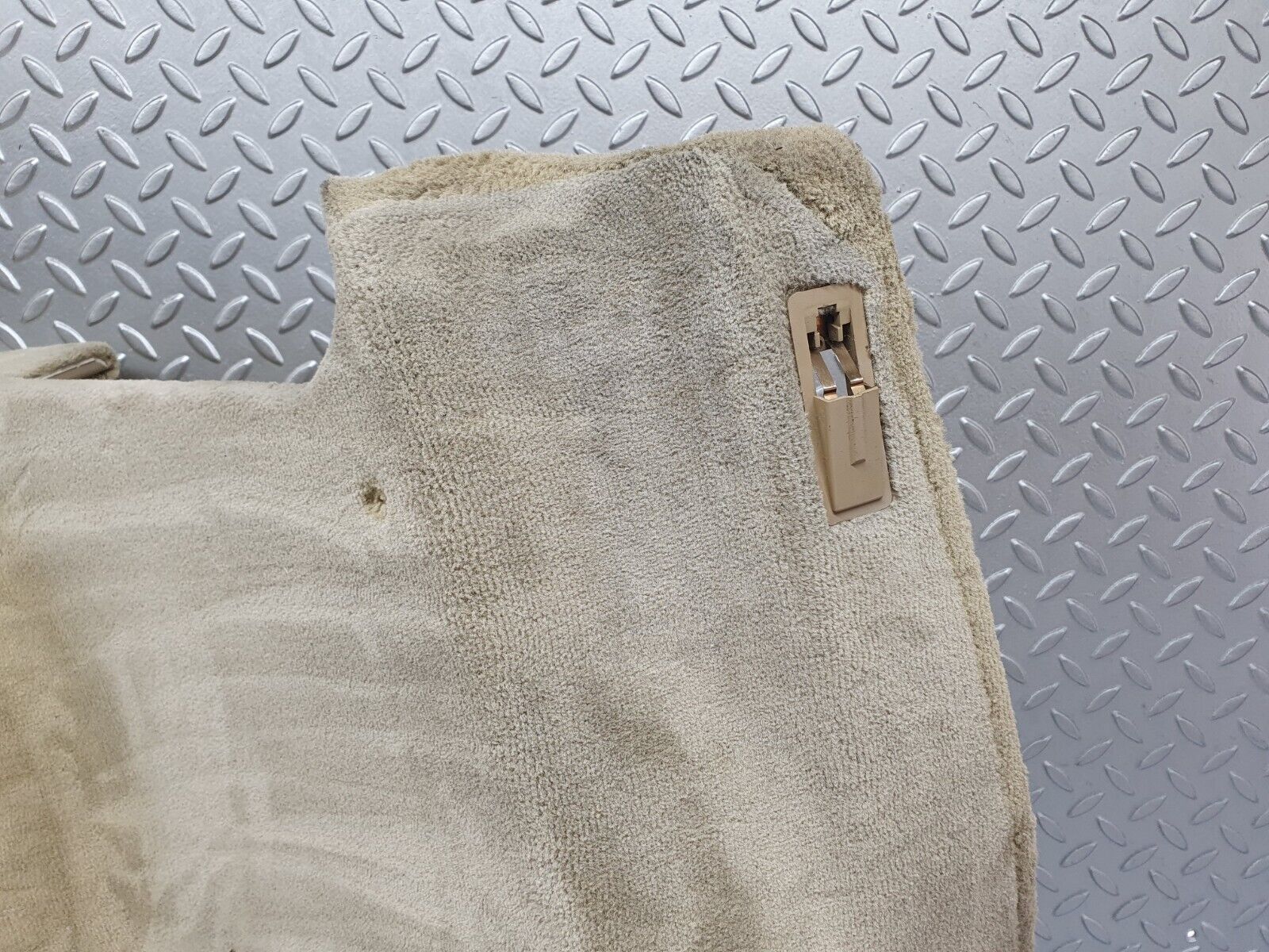 42274 Mercedes-Benz R129 320SL Coupe Rear Left Wall Carpet Beige