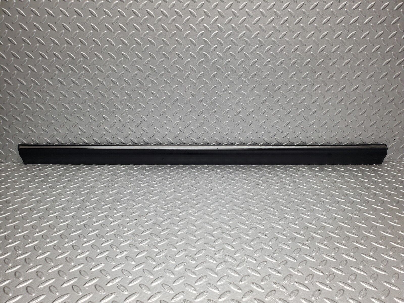 46332 Mercedes-Benz C123 280CE Coupe Left Door Lower Moulding Trim 1236903380