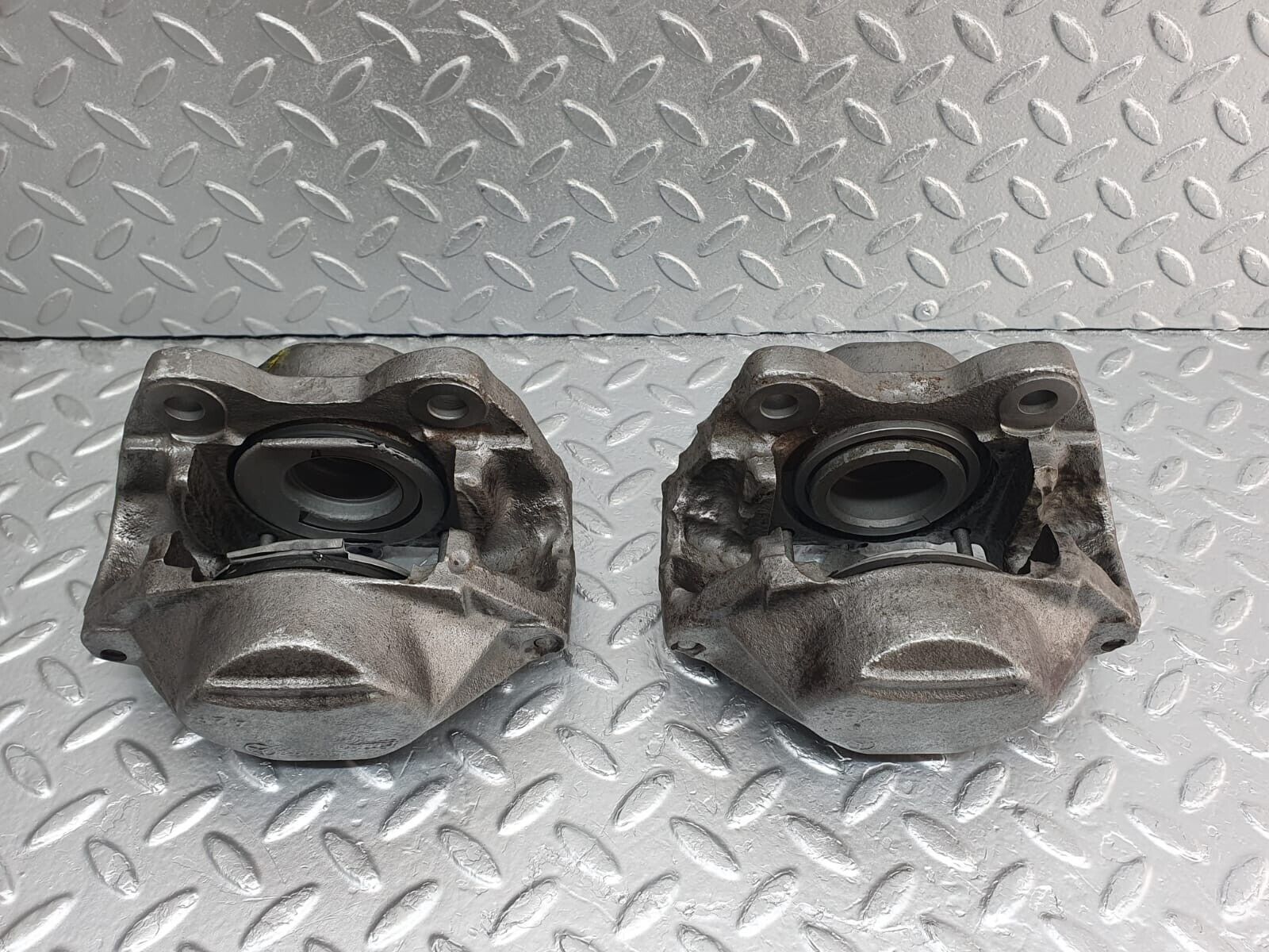 43624 Mercedes-Benz C123 230CE Coupe Front Brake Caliper Pair ATE 60