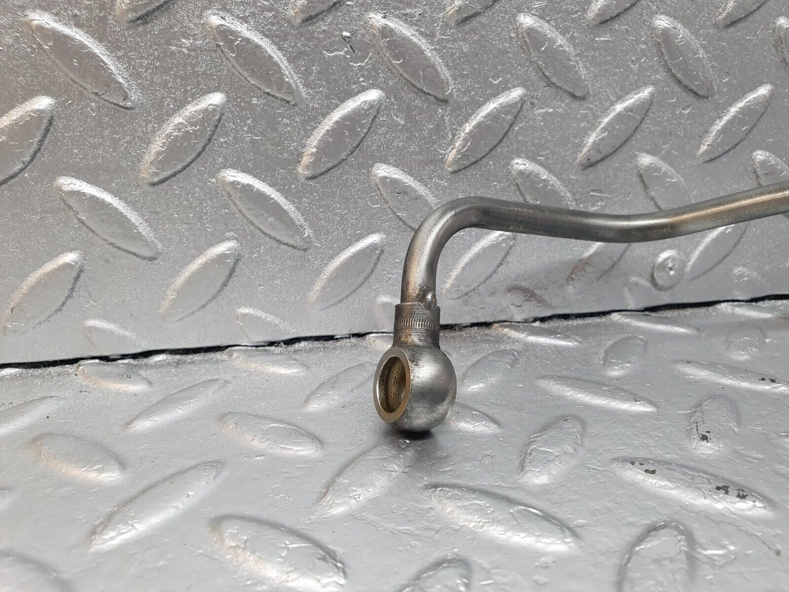 42614 Mercedes-Benz R129 320SL Coupe Fuel Hose Pipe