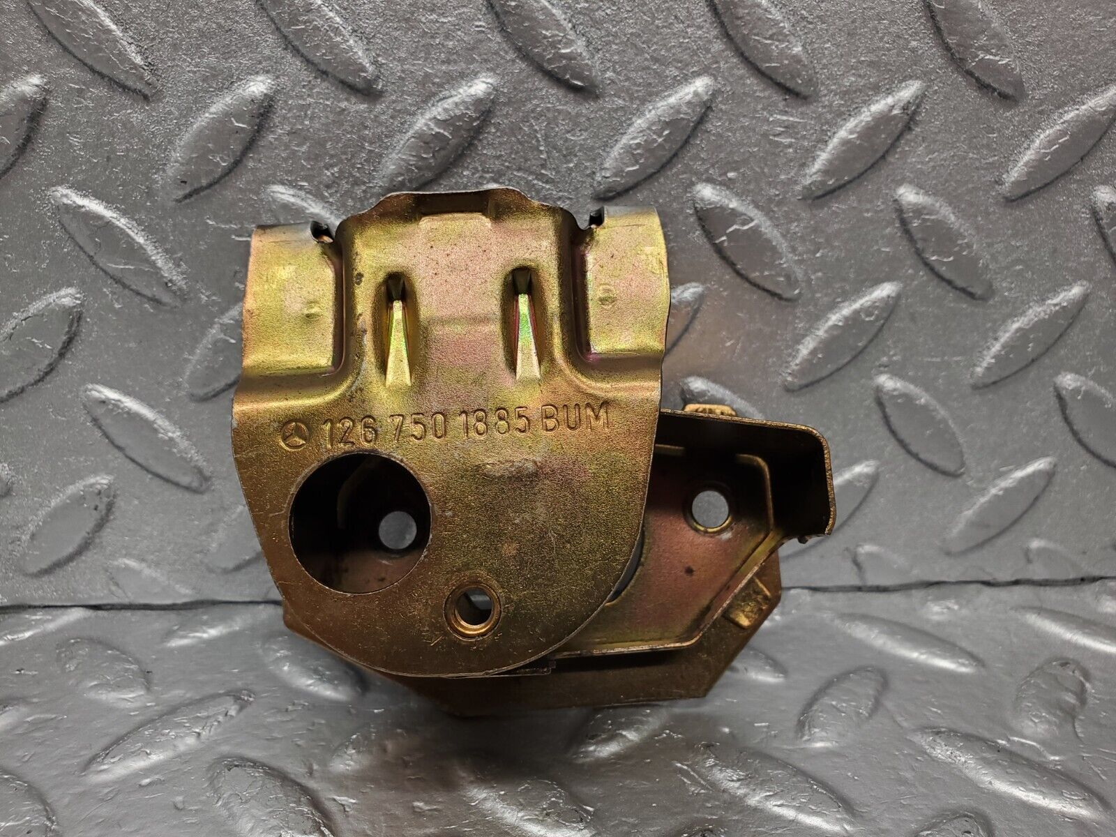 46474 Mercedes-Benz C123 280CE Coupe Trunk Lock Latch 1267501885