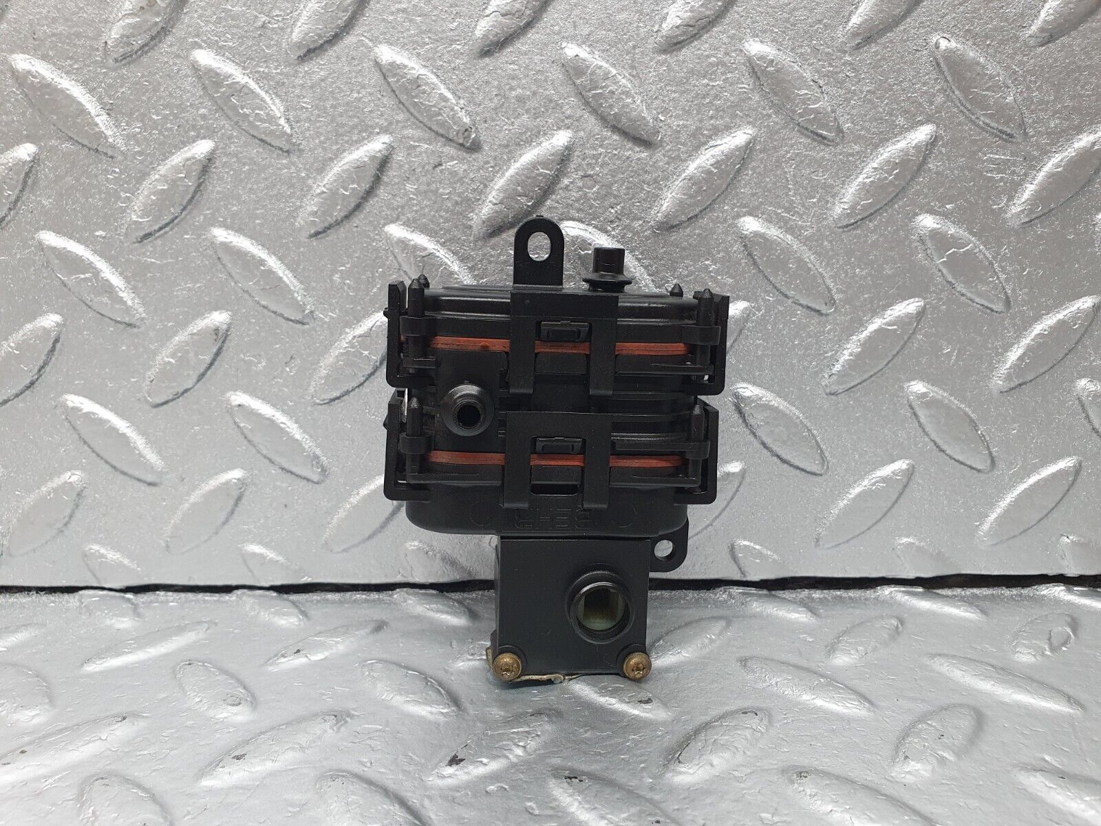 42256 Mercedes-Benz R129 320SL Coupe Heater Box Vacuum Actuator