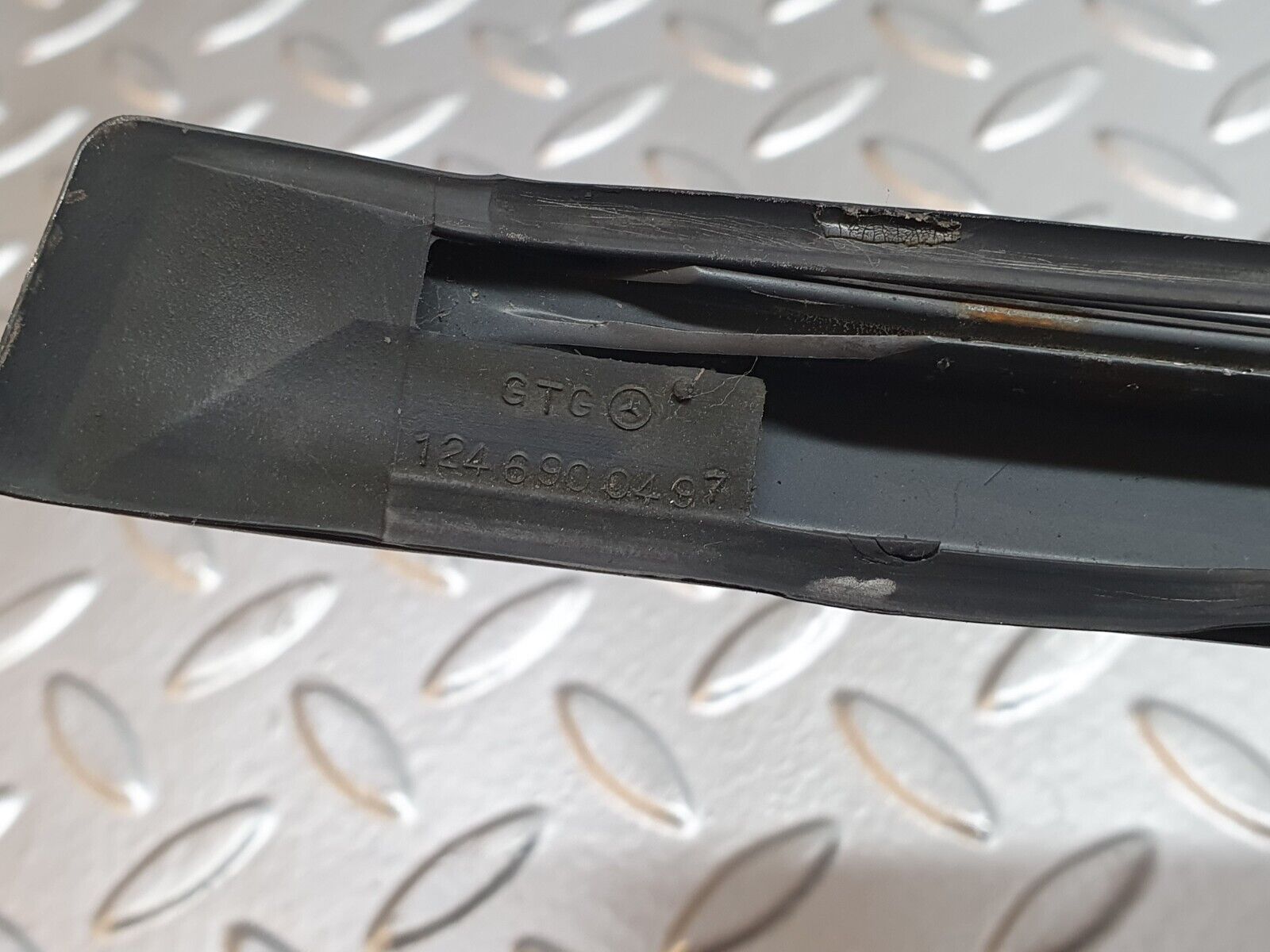 41712 Mercedes-Benz W124 200E Roof Chrome Trim Right Side 1246900497