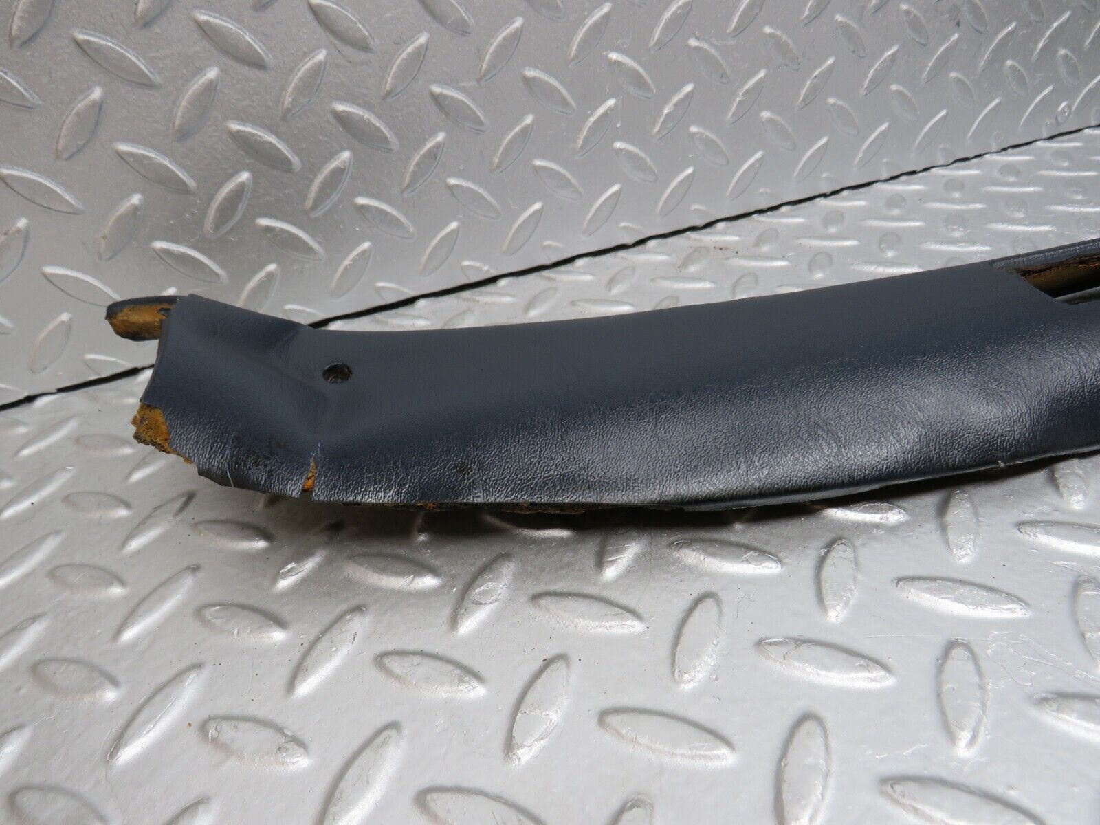 39081 Mercedes-Benz R107 500SL Headlining Roof Panel Blue Left Right