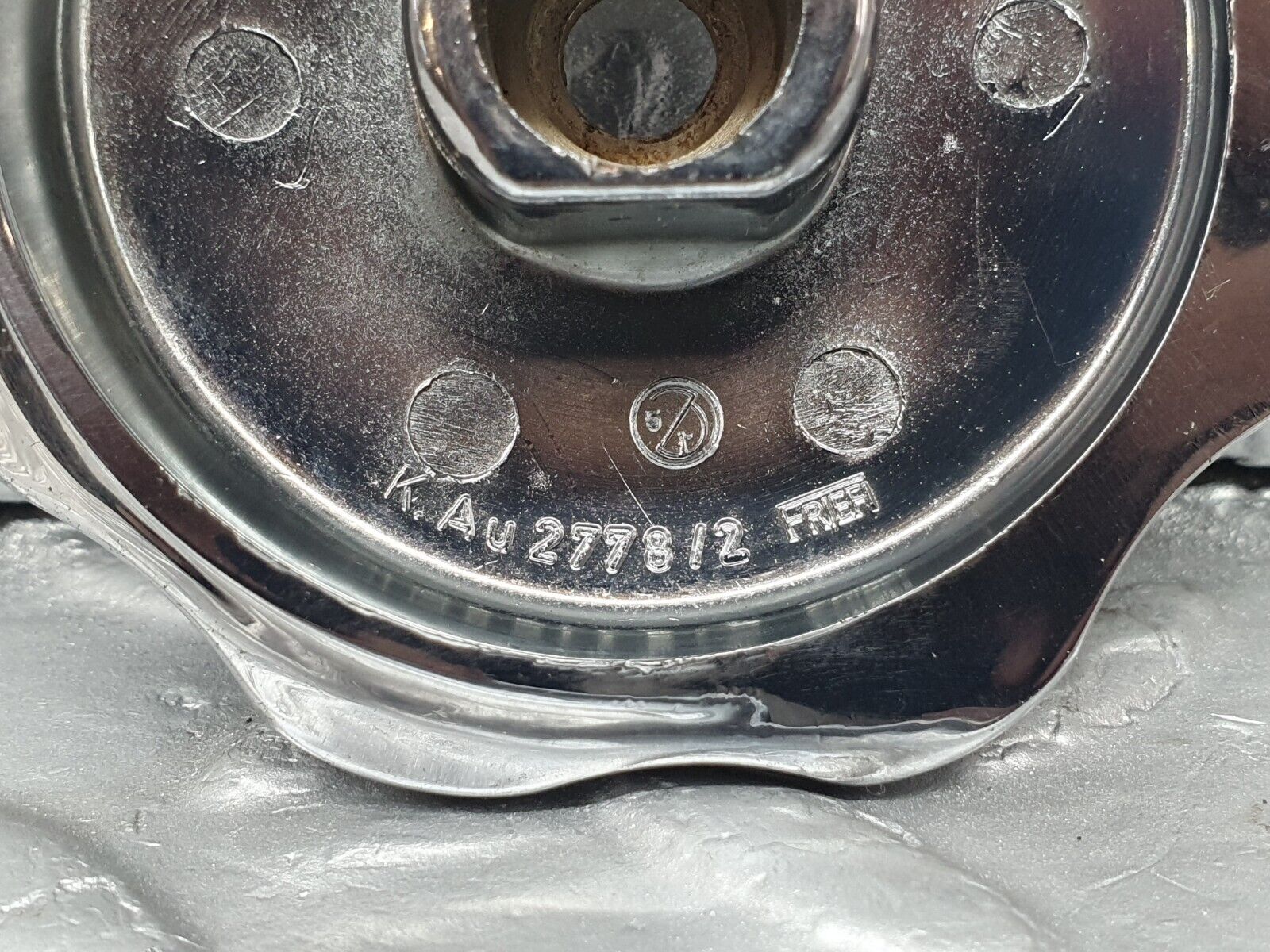 43414 Mercedes-Benz W108 280SE Front Emblem Badge Base Holder 1088880117