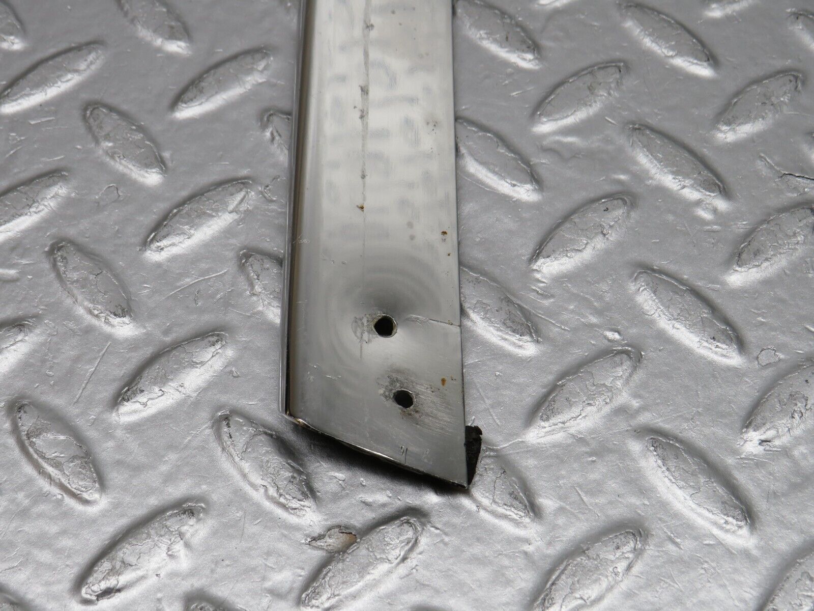 39190 Mercedes-Benz R107 500SL A Pillar Chrome Trim Right