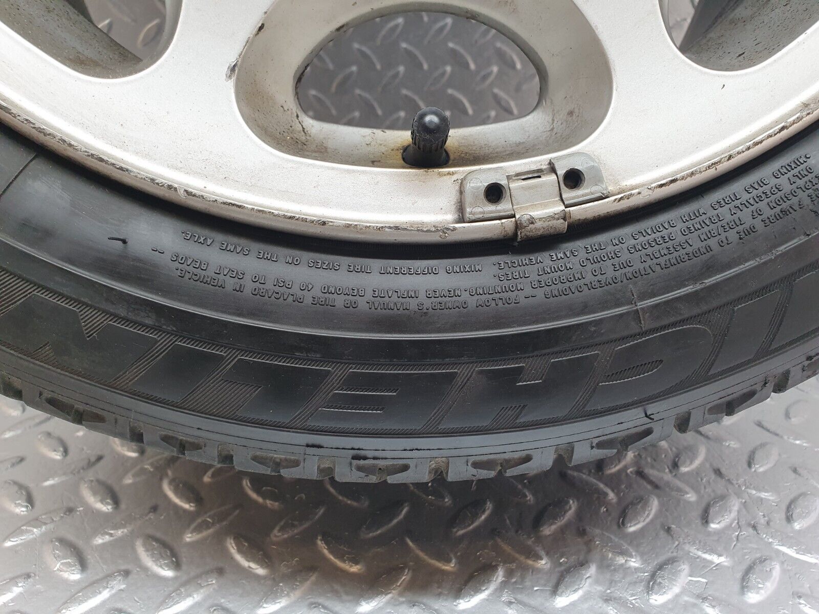 42631 Mercedes-Benz R129 320SL Coupe Alloy Wheel 8Jx16H2 ET34 1244011402